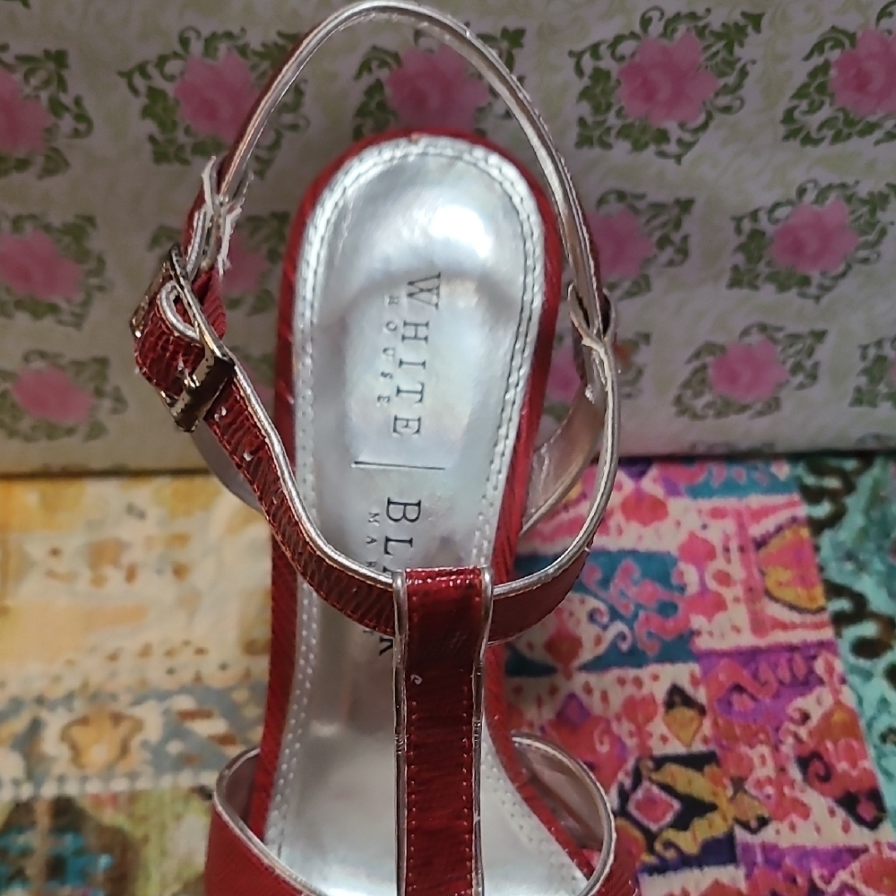 White House Black Market Red Wedge Sandals with T-Strap - Picture 7 of 8